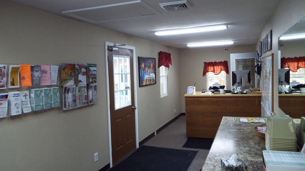 Modern Motel Vinton Экстерьер фото